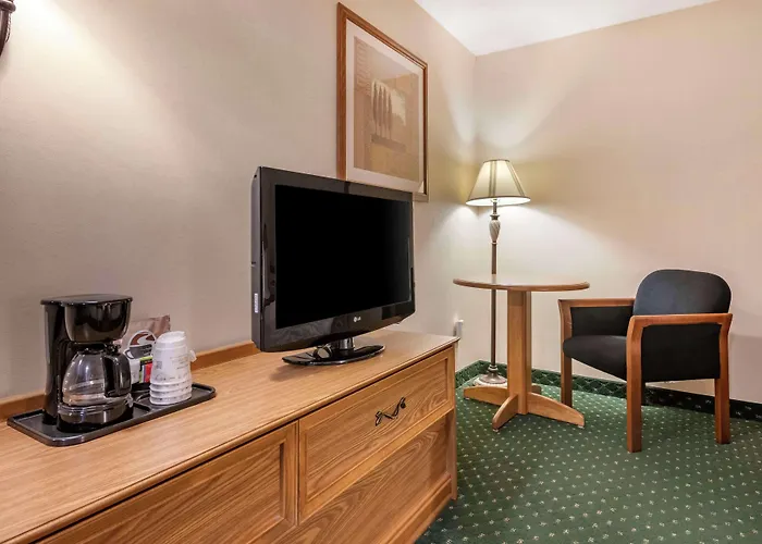 Surestay By Western Hotel